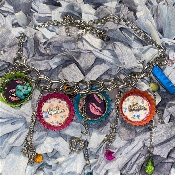 BOTTLE top statement necklace - Picture 2 of 2